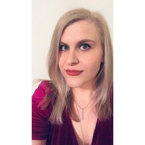 Meet your Posher, Robyn